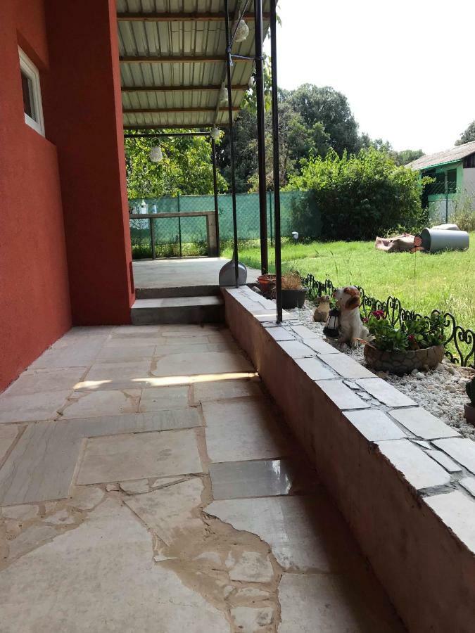 Vacation House "Andy" Пула Экстерьер фото