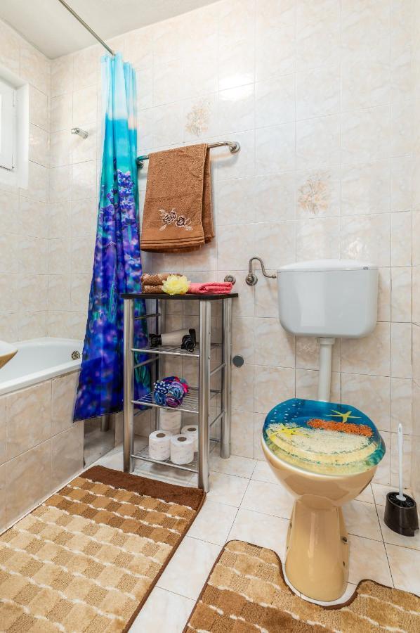 Vacation House "Andy" Пула Экстерьер фото